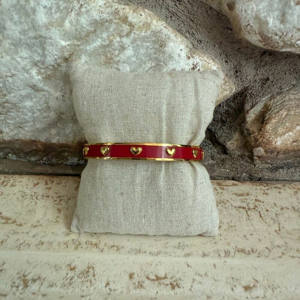 Coach heart shaped nailhead enamel bangle red and gold classic Americana whimsic